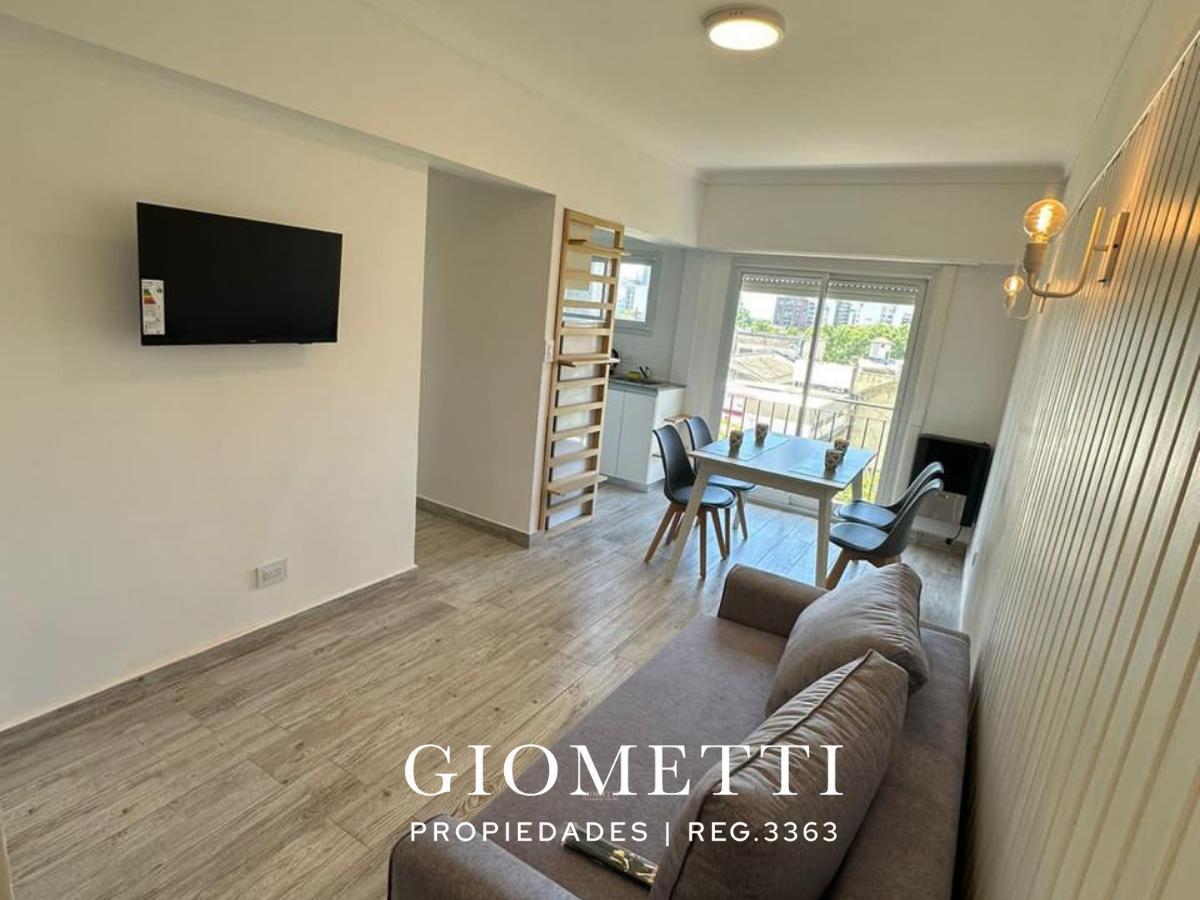 Departamento 2 amb en Venta Excelente oportunidad de inversión — Centro