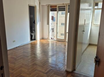 Departamento de 1 ambiente, Recoleta · Dueña Alquila 1 Amb Av Santa Fe y Pueyrredón Alto Todo Sol