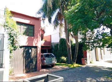 Casa · 170m² · 7 Ambientes · 1 Cochera · Venta Casa 7 Amb Coch, Parrilla, Pileta Ituzaingo