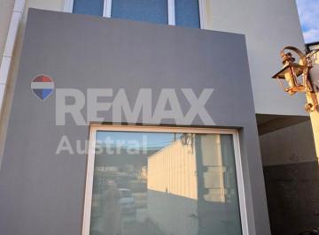 Casa · 190m² · 8 Ambientes · 1 Cochera · Casa 3 Dorm. Rada Tilly Quincho y Pileta