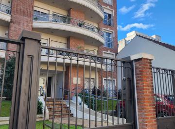 Departamento de 4 ambientes, Morón · Depto Amueblado 2 Dorm. a Dos Cuadras de La Estación de Castelar