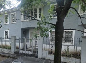 Casa · 450m² · 8 Ambientes · 2 Cocheras · Casa Para Uso Comercial Sobre Richieri 380 m²