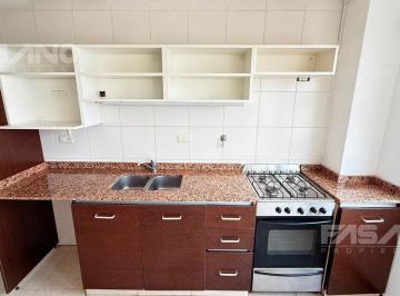Departamento · 47m² · 2 Ambientes · Alquiler Depto 2 Amb. C/ Balcon Toilette - Al Frente - Villa Ballester Centro