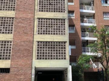 Garage · 12m² · 1 Cochera · Amplia Cochera con Seguridad en Venta - Nueva Cordoba