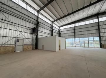 Bodega-Galpón · 2700m² · 2 Ambientes · Galpon en Alquiler, Uriburu 6800, Rosario