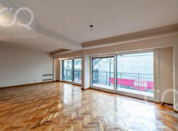 Departamento · 194m² · 5 Ambientes · Venta Departamento 5 Ambientes con Dependencia en Recoleta