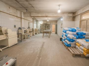 Bodega-Galpón · 278m² · Bv de Los Sardos | de Los Latinos | Los Boulevares