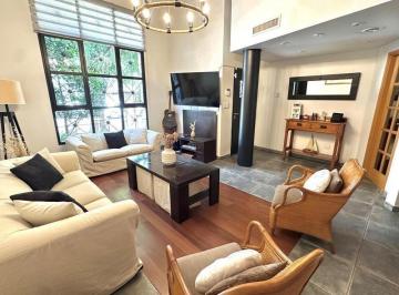 Casa · 196m² · 6 Ambientes · 3 Cocheras · Casa Chalet 6 Ambientes Pileta Quilmes Centro Apto Credito