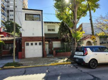 PH · 173m² · 5 Ambientes · 1 Cochera · Venta Casa PH Cap Bermúdez 1355 /av Maipú Lalucila