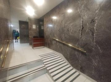 Oficina comercial · 48m² · 1 Cochera · Alquiler Oficina con Esp. Guarda Coche Microcentro