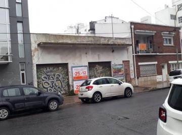 Bodega-Galpón · 180m² · Local Zona Centro Para Construir Hasta 7 Plantas