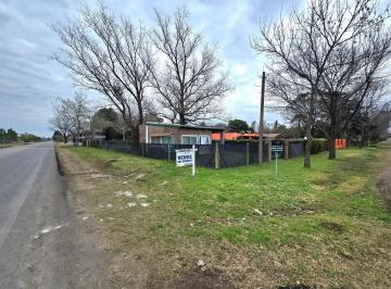 Terreno · 40m² · 1 Ambiente · 1 Cochera · Venta · Terreno · Esquina · Comercial · Funes