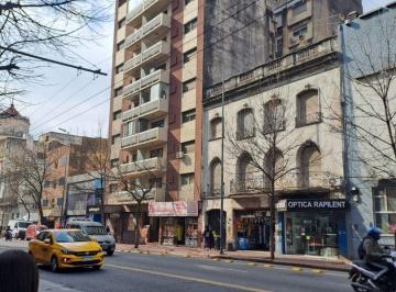 YBR-YBR-211_2 · Centro - 1 Dorm - Hermoso y Amplio!