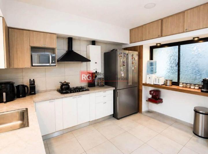 Casa · 120m² · 5 Ambientes · 1 Cochera