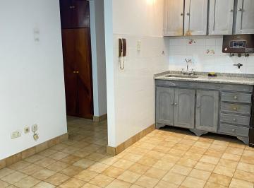 Departamento de 2 ambientes, Lomas de Zamora · Departamento 2 Ambientes en Banfield Centro