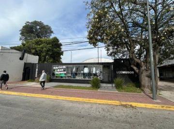 Bodega-Galpón · 600m² · 2 Ambientes · Venta - Galpon con Local Acceso Autopista Rosario Santa Fe - Barrio Alberdi