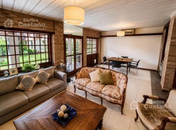 Casa · 207m² · 6 Ambientes · 1 Cochera · Hermosa Casa 6 Amb. en La Zona Mas Tranquila de Florida Ese