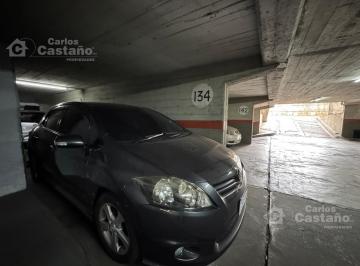 Garage · Cochera Fija a 2/c de Av Cabildo y Juramento, Cerca del Subte