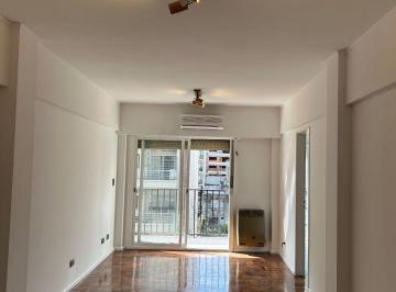 Departamento de 2 ambientes, Caballito · Curapaligüe Al 400: Impecable y Amplio 2 Ambientes Al Frente con Balcón y Cochera