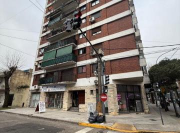 Departamento de 3 ambientes, Vicente López · Muy Lindo Departamento 2 Amb C/balcón