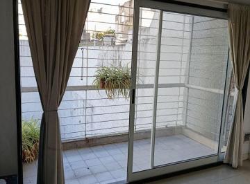 Departamento de 1 ambiente, Constitución · Excelente Monoambiente - Bajas Expensas - Vista Abierta