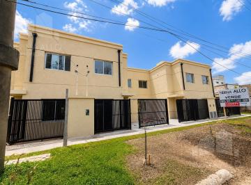 PH · 89m² · 3 Ambientes · 1 Cochera · Venta PH 3 Ambientes con Cochera en Ituzaingo Norte