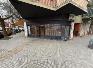 Local comercial , Caballito · Local Comercial. Amplia Vidriera. Esquina