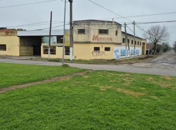 Bodega-Galpón · 400m² · 4 Ambientes · Galpon con Casa Sobre 4 Lotes en Guernica