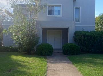Casa de 2 ambientes, Córdoba · Venta por Inmobiliaria Casa Valle Escondido B° Los Arboles