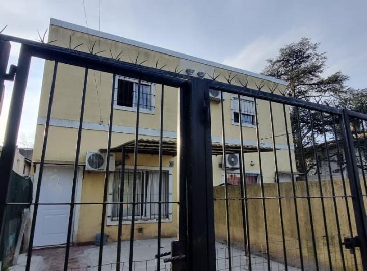 Casa · 67m² · 3 Ambientes · 1 Cochera