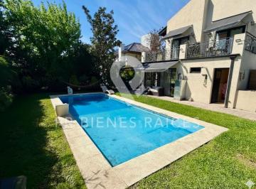 Casa · 218m² · 6 Ambientes · 2 Cocheras · Casa en Venta en El Sosiego Country Golf