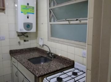Cómodo y funcional departamento de 2 ambientes en Planta Baja.
Ubicado a solo tr · 2 Ambientes con Patio en Pque Centenario | a 2 Cuadras del Subte B