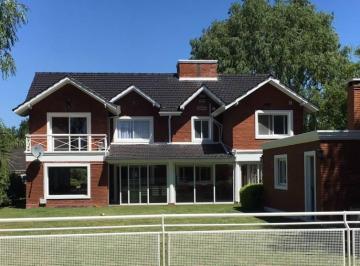 Casa de 7 ambientes, Pilar · Casa Hermosa en Alquiler 6 Amb. 390 m², Lote de 1000 m². Country Boca Ratón