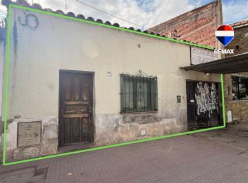 Terreno · 256m² · Casa a Refaccionar en Venta Sobre Av Yrigoyen