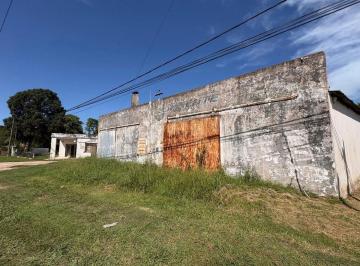 Bodega-Galpón · 468m² · Venta de 3 Galpones con Casa Sobre Ruta 11
