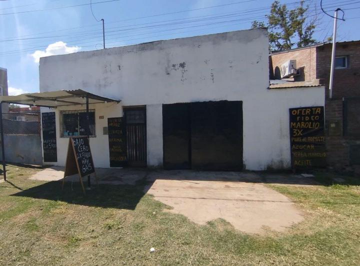 Casa · 75m² · 4 Ambientes · 1 Cochera