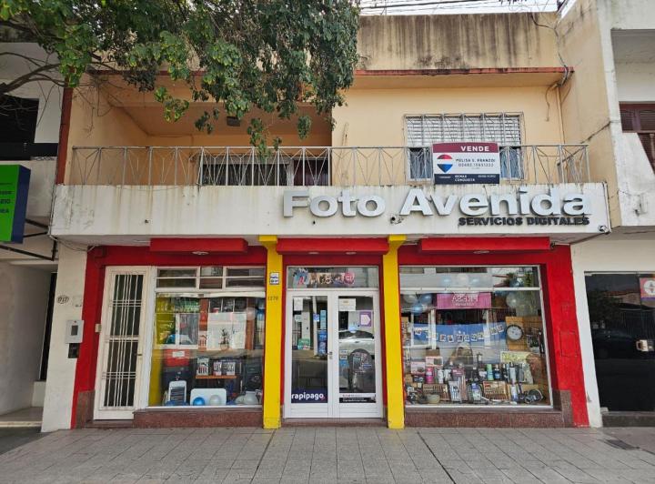 Casa · 305m² · 10 Ambientes · 1 Cochera