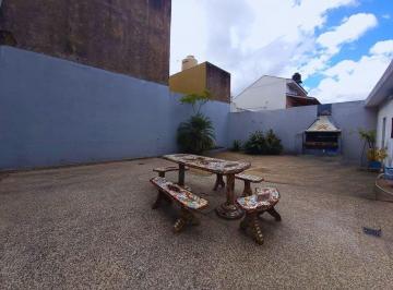 Casa · 72m² · 3 Ambientes · 1 Cochera · Venta Casa Tipo PH con Cochera y Patio, San Justo