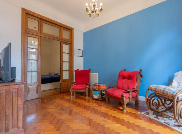 Venta Departamento 4 Amb con Depend. en Balvanera