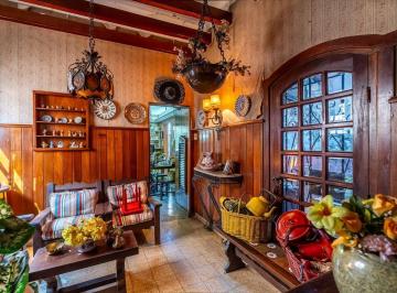 Casa · 180m² · 5 Ambientes · Venta Casa Avellaneda Centro Oportunidad