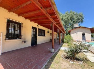 Casa · 120m² · 4 Ambientes · 1 Cochera · Venta Casa 4 Amb C/1300 m² y Pileta - Alejandro Korn