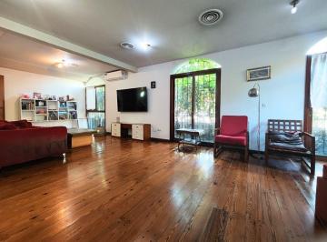Casa · 166m² · 5 Ambientes · Venta Casa de 5 Amb C/patio Vicente López