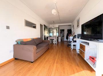 Departamento · 65m² · 4 Ambientes · Venta Departamento 4 Ambientes en Flores