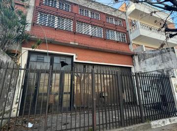 Bodega-Galpón · 600m² · Ex Fabrica Ideal Deposito, Multiples Destinos