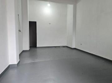 Local comercial · 117m² · Alquiler Local en Constitucion