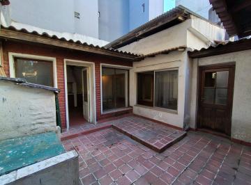 PH · 80m² · 4 Ambientes · PH 4 Amb C/ Patio - 120 m Totales - a Refaccionar