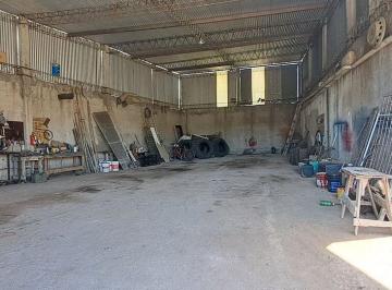 Depósito · 167m² · Venta/permuta Depósito en Zona Industrial - Merlo.