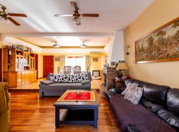 Casa · 320m² · 5 Ambientes · 3 Cocheras · Venta Casa 4 Dorm Jardin Pil Quincho Coch Victoria