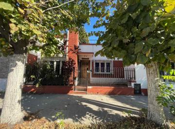 Local comercial · 77m² · Venta Casa Local 3 Amb Jardín Terraza Ramos Mejía