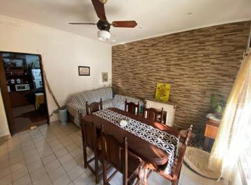 Casa · 126m² · 3 Ambientes · 1 Cochera · Venta - 3 Ambientes - Necochea 3700 Rosario